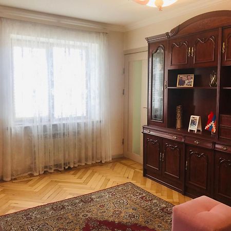 Apartment On Tigranyan 5 Ереван Екстериор снимка